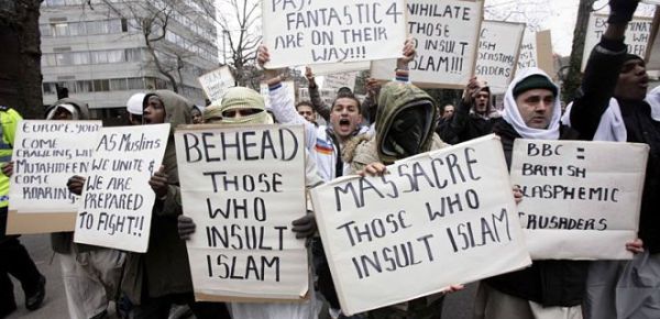 ISIS Issues Fatwa Calling For Mass Killing Of American Dogs And Puppies 2 ikd5