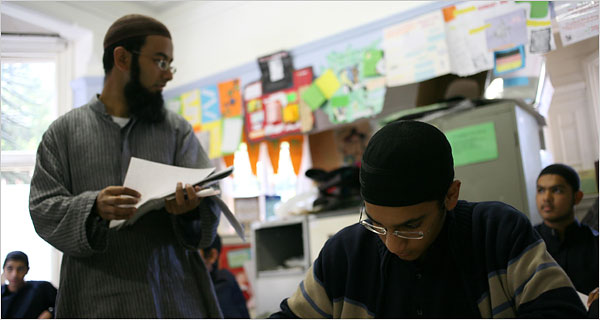 British Schools Being Overwhelmed by Non-English Speaking Pupils 1 15schools.600