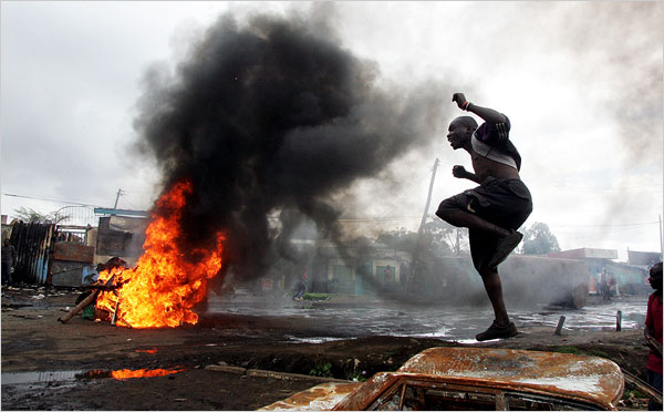 Stupid Behavior After Haiti Earthquake - Shocking Photo Gallery 8 17kenya 600