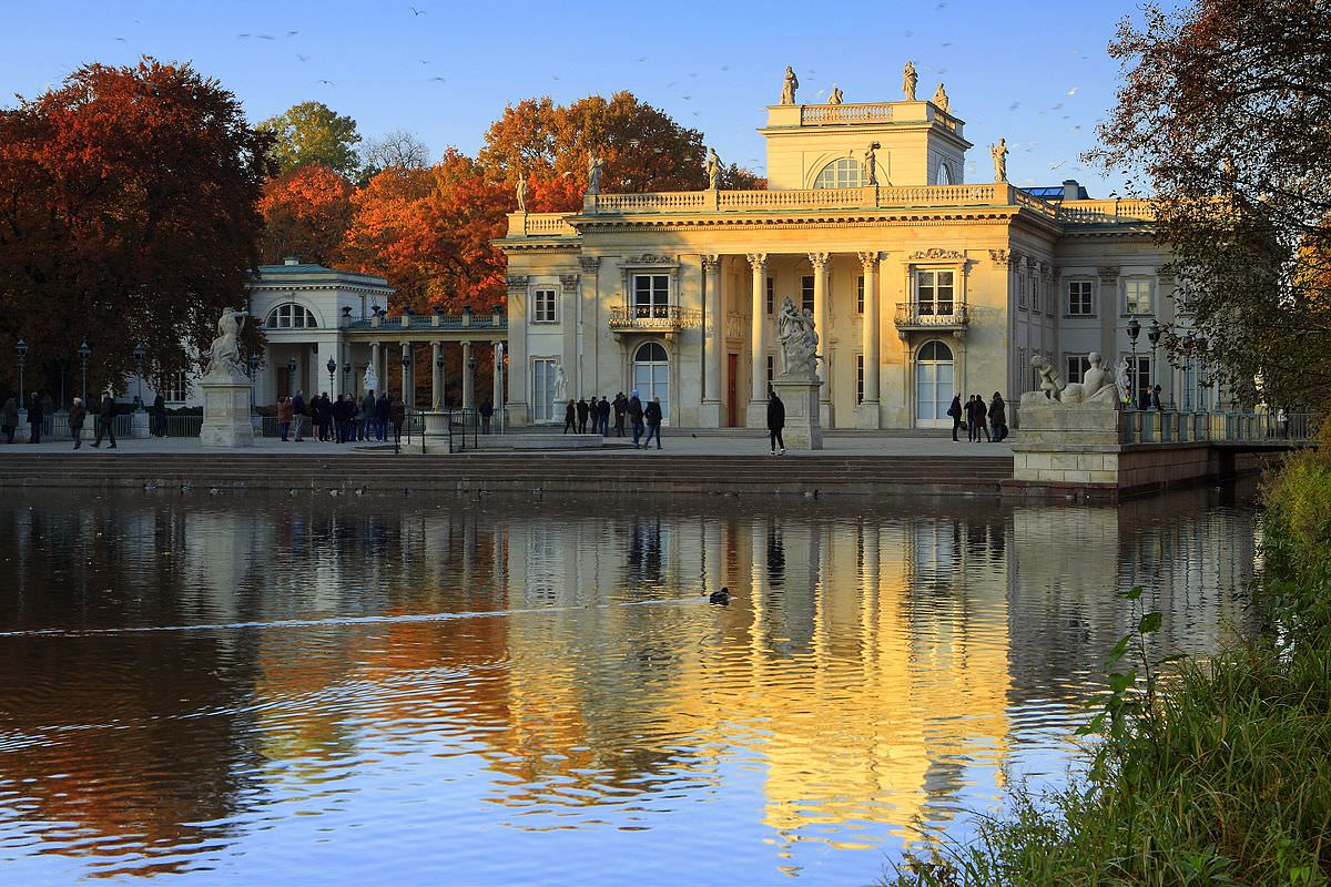 Poland the only country in last 20 years that becomes FIRST WORLD 4 inPANlq