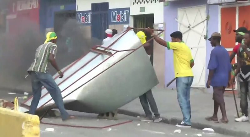 Haiti “World’s Oldest Independent Black Republic” Collapses into Chaos Once Again 11 jelUgyt