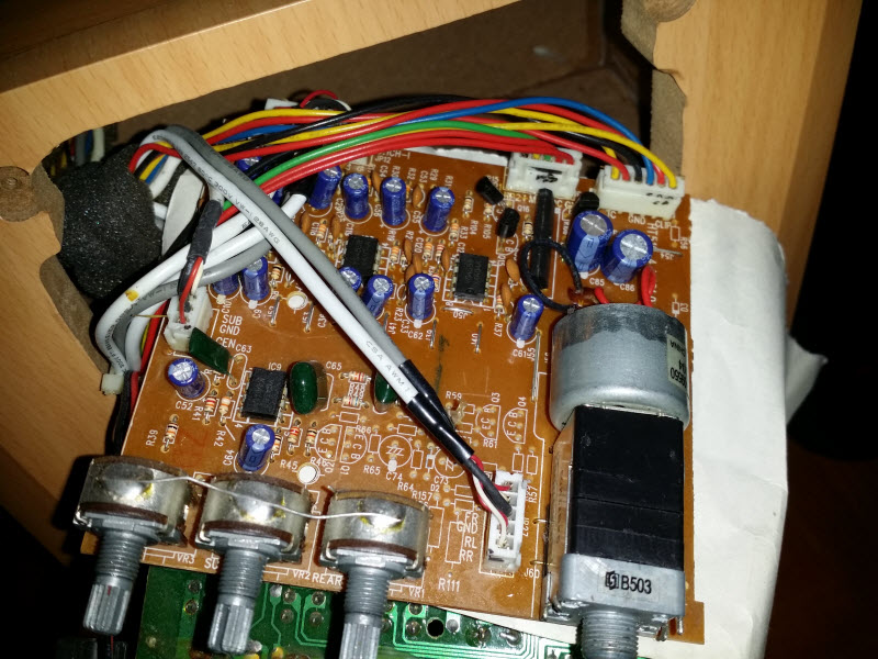 How to fix Genius 5.1 Home Theater general volume Potentiometer 2 Genius SW 5 1 3600 Pic2