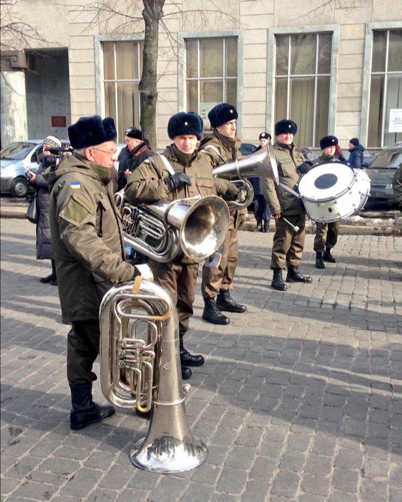 3 Killed in Ukraine's Kharkov after bomb blast during peace rally 5 B ciL6RCAAARgJy