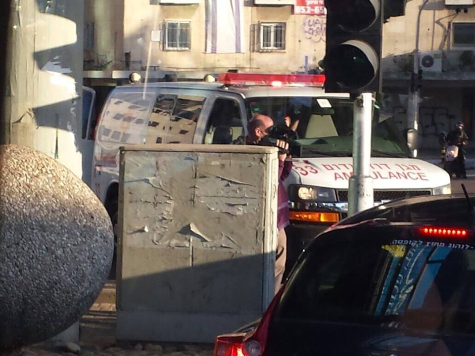 At least 10 stabbed on Tel Aviv bus, Palestinian attacker arrested 3