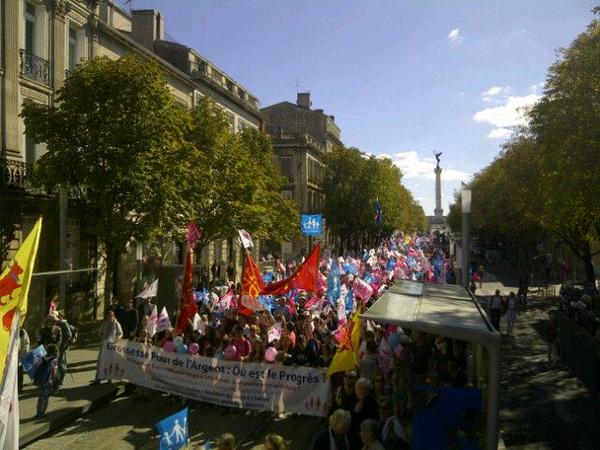 Hundreds of thousands rally in France against surrogacy for same-sex families 2 BzL 5U6CAAAYemd