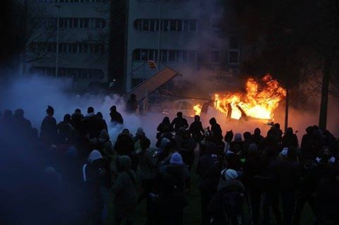 Reporters, Police Attacked, Cars Burned in Paris Migrant Riots 2 C4bMnZ4WMAI6iZa