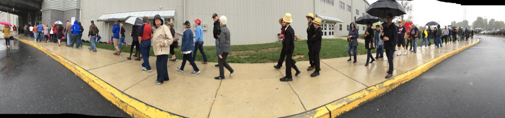 Amish People Endorse Donald Trump for President 7 CtttNkFWEAAkGtt