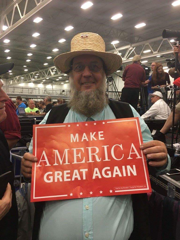 Amish People Endorse Donald Trump for President 5 CtyEs7FXEAUC3iB