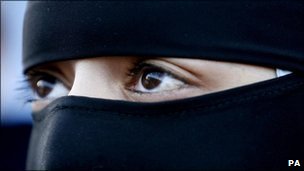 Scotsman gets 2 years prison for tearing of muslims veil 1 48493709 003168040 1
