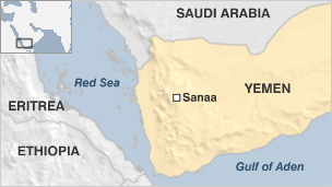 Yemen protests: Thousands call on president to leave 2 49390384 yemen sanaa oct10