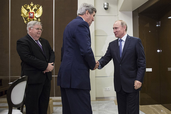 British Leader “Begs” Putin To Spare UK In Coming Nuclear War 2 nrf2