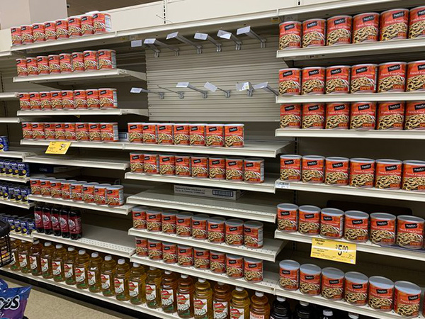 Communism takes over USA and UK: Stores now have Fake Food and Printouts to Hide Upcoming Hunger 5 o3W29nZ
