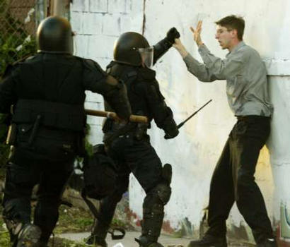 Shocking Travel Alert Warns US Cops Are On “Unprecedented” Killing Spree 2 pzp3