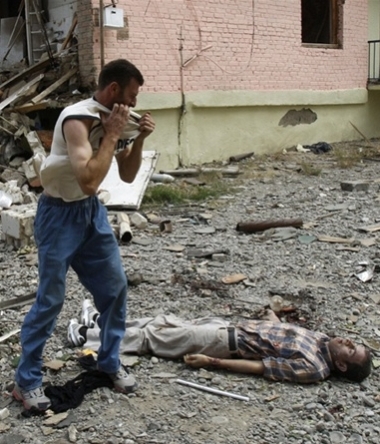 Reuters faked images of Georgian victims allegedly killed by Russian attacks 5 200809010005