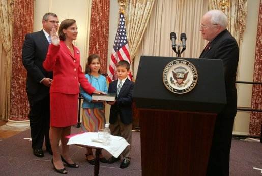 “Cheney Gives The Orders, Not Obama!” US Official Rages At Kremlin 3 vcc4