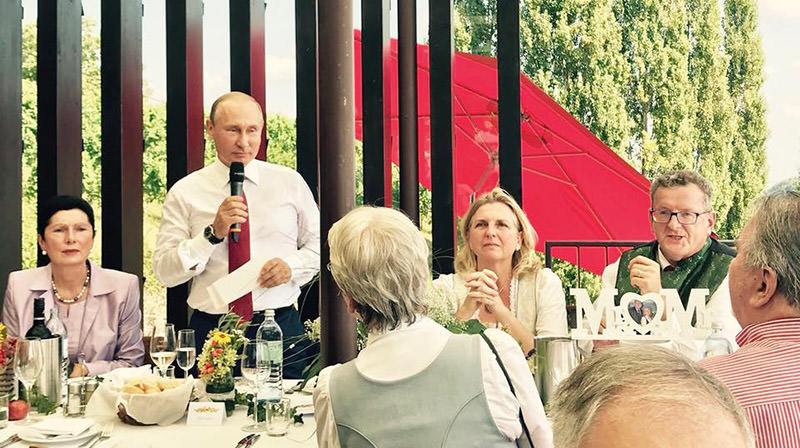 Putin to Europe: Help Rebuild Syria so all “Refugees” Can Go Home 2 vvw7OV4
