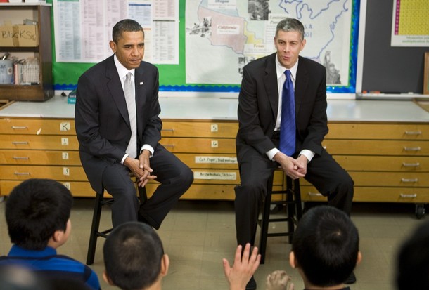 US President Obama Uses Teleprompters During Speech At Elementary School 6