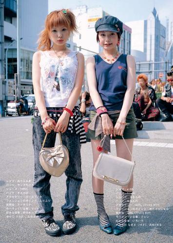 The Rebirth of Nazism in Japan? 25 JapaneseGirls