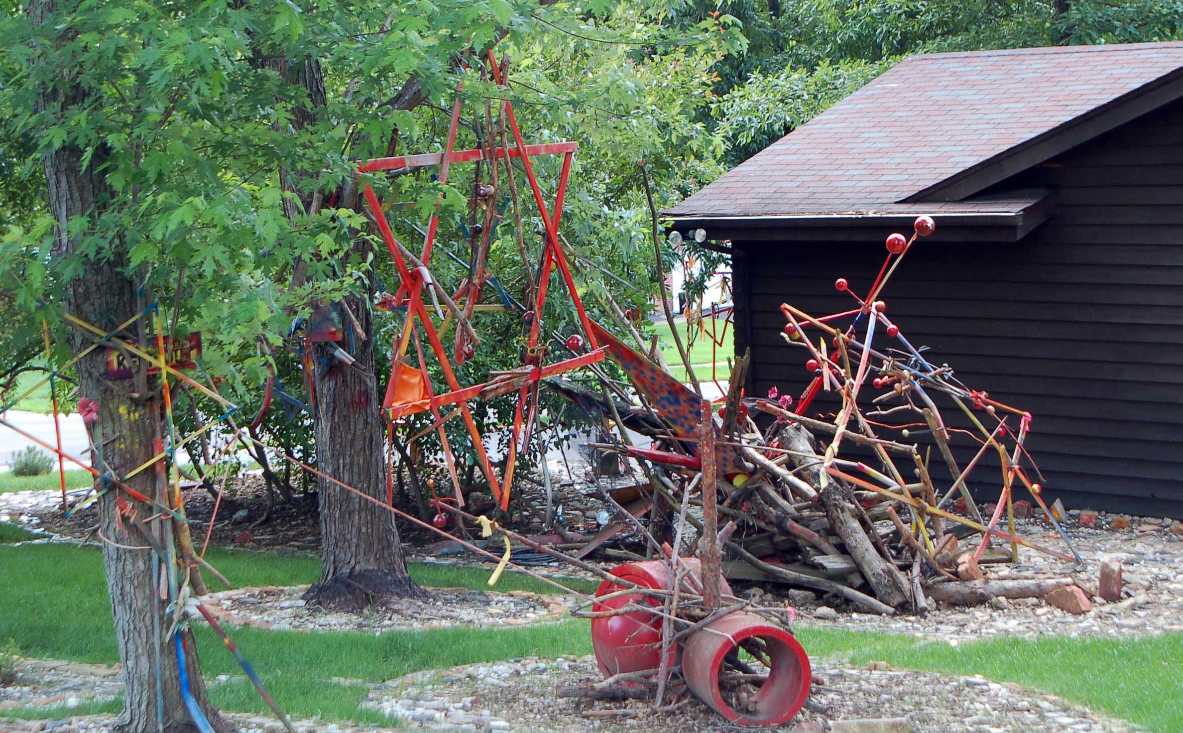 Ballwin Property Owner Gets Jail Time over Yard Art 7 May 2010 100