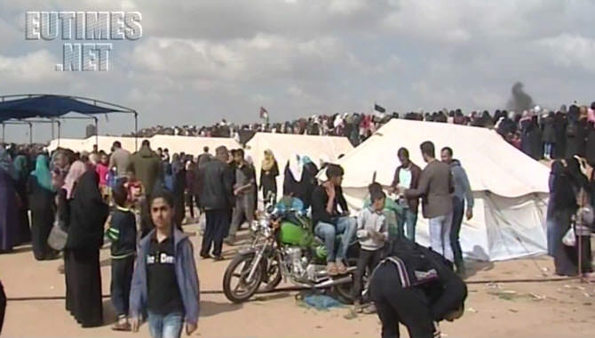 Several dead, hundreds injured in IDF-Palestinian clashes at #GreatReturn protest 2 yUaUJSQ
