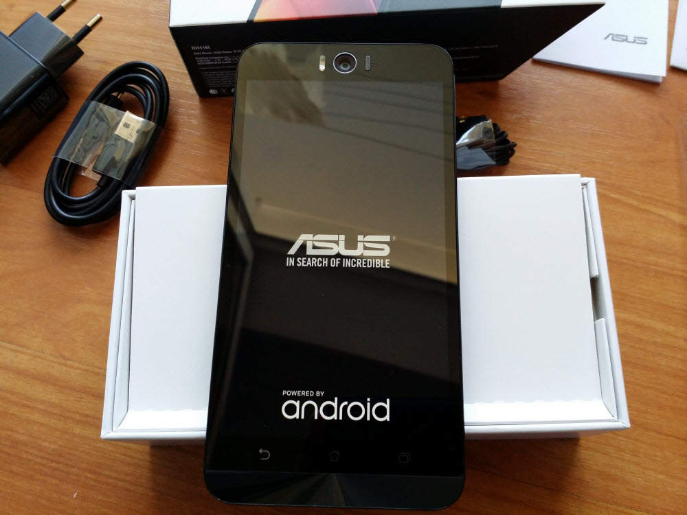 ASUS Zenfone Selfie Review - Asus prepares to destroy Samsung Galaxy series 4 yWnrkEO